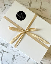 Load image into Gallery viewer, Premium Gift Box